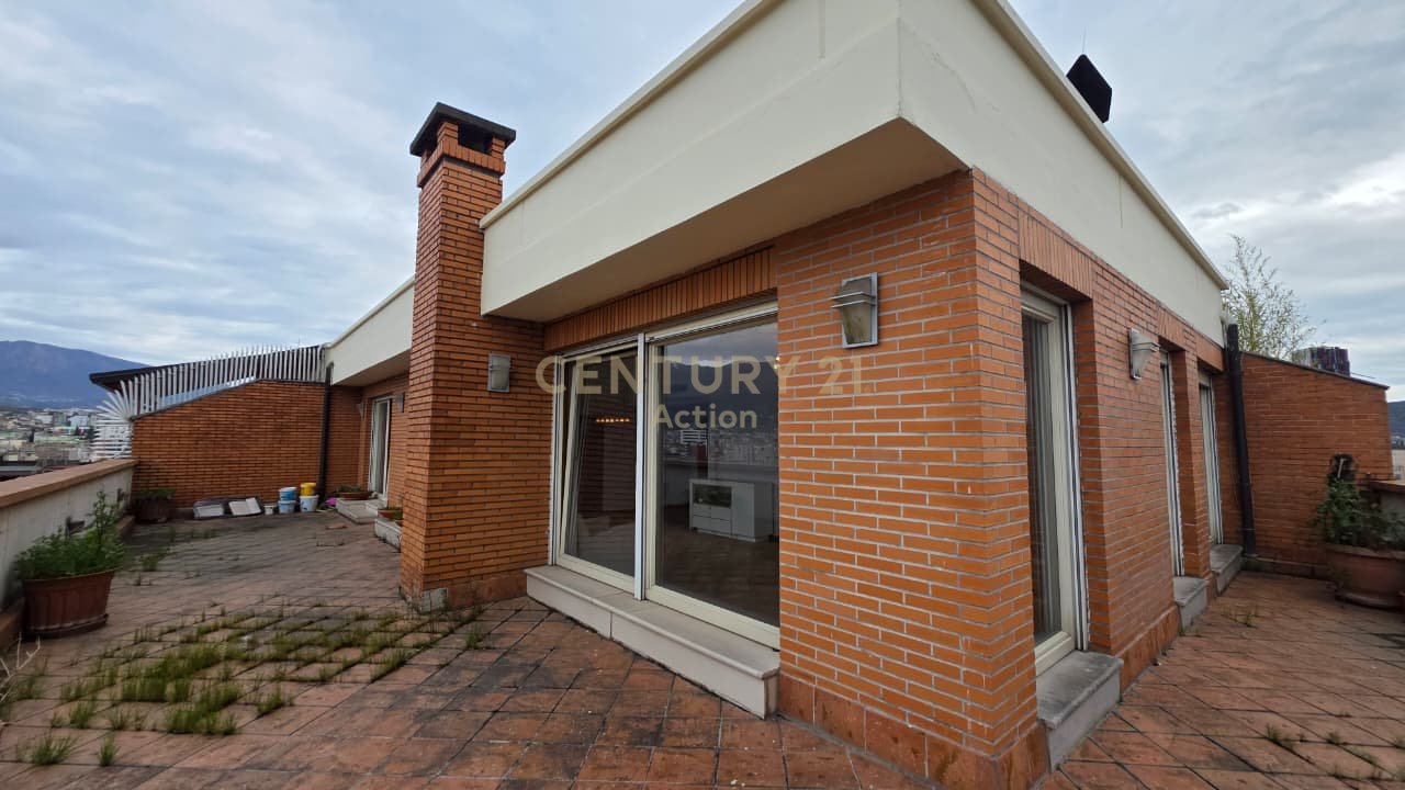 JEPET ME QIRA SUPER  DUPLEX 326 M2   TEK RRUGA E ELBASANIT!