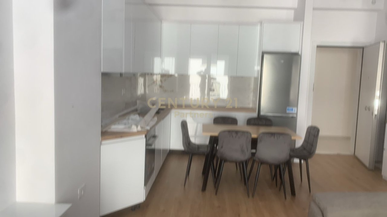 AFFITTIAMO APPARTAMENTO 1+1 NELLA RESIDENZA KAIMI A ALI DEM!