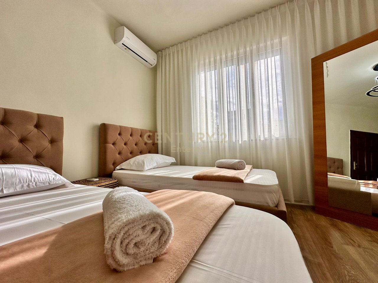 Apartament 2+1 në Shitje te Rruga e Durrësit
