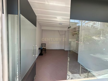 Commercial Space for Rent in Myslym Shyri