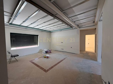 Shitet apartament 3+1+2 | 127 m² Neto