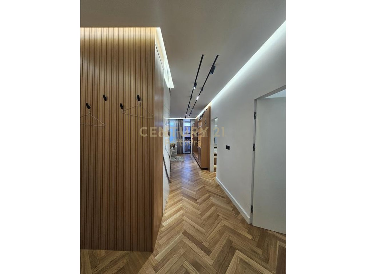 🏡 IN VENDITA – SUPER APPARTAMENTO 2+1+2 A ASTIR!