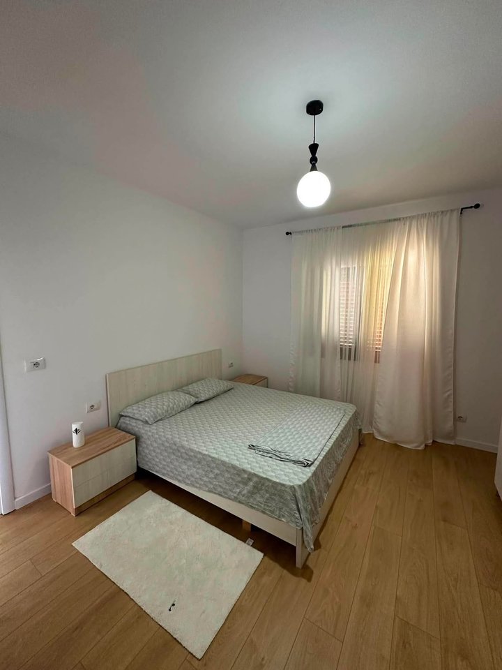 AFFITTASI APPARTAMENTO 1+1 NEL QUARTIERE SPITALLE, DURAZZO