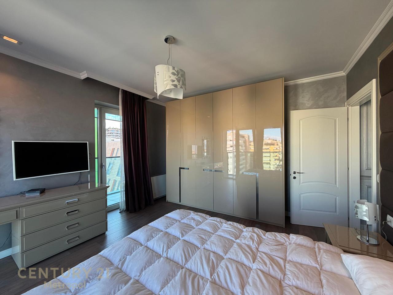 Elite Apartment 2+1+2 for Rent at Ambasador 3!
