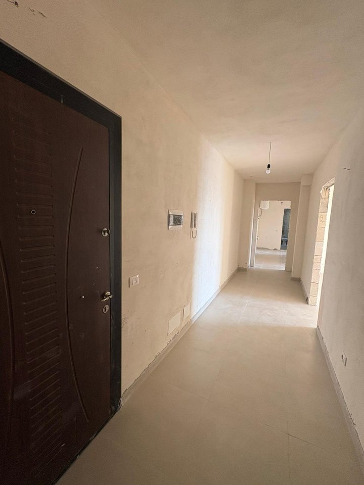 APARTAMENT 2+1 NE SHITJE, KAVAJE