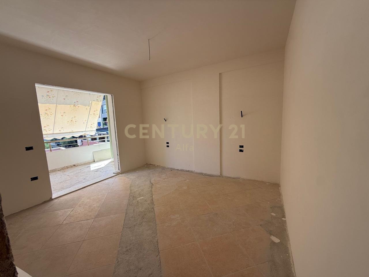 Shitet apartament 3+1+2 | 127 m² Neto