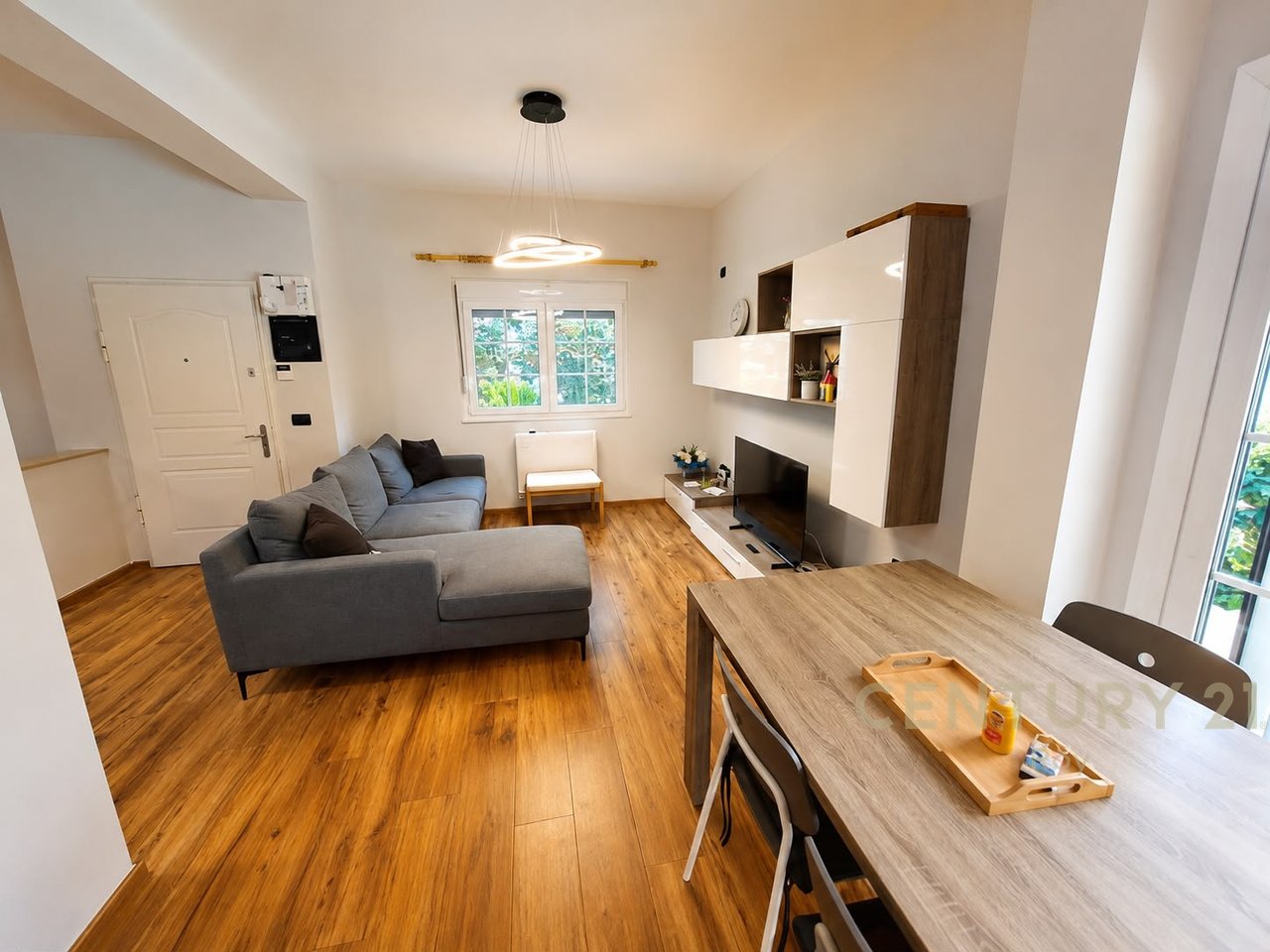Villa with Pool for Sale in Qerret, Durrës !!