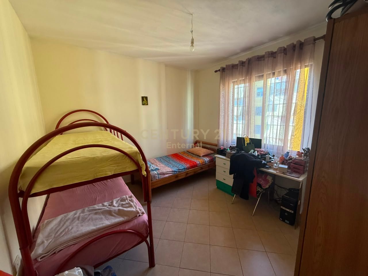 Appartamento 2+1+2 in Affitto a Yzberisht