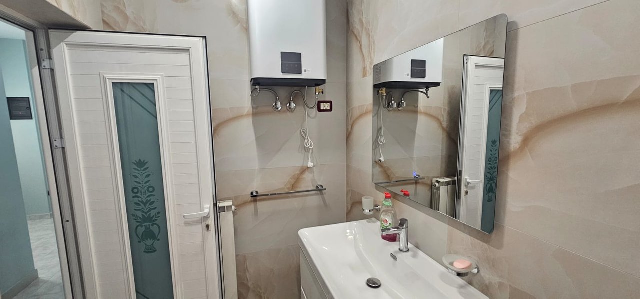 Vilë 2+1 Me Qira në Ali Demi,Rruga Idriz Dollaku  Tiranë - 80.000LEKE | 180 m²