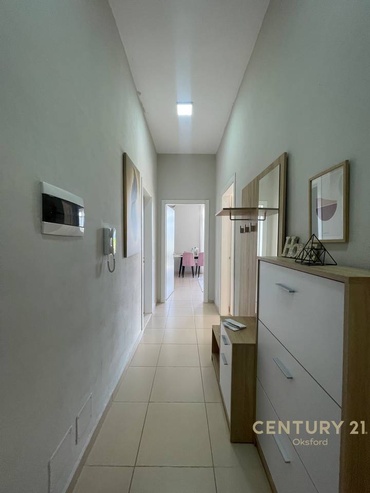 2+1+2 Apartament për Qira Afër Kopshtit Botanike | 2 Ballkone me Pamje mahnitëse nga Liqeni