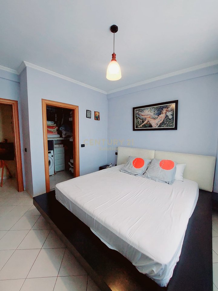 SHESIM APARTAMENT 2+1+2 NË ASTIR