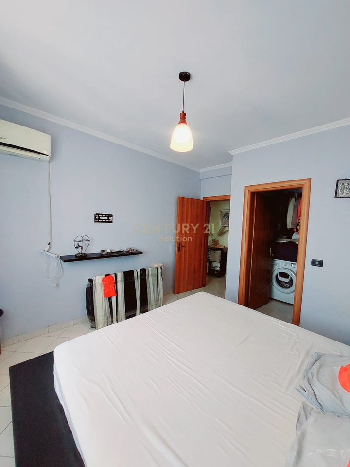 SHESIM APARTAMENT 2+1+2 NË ASTIR