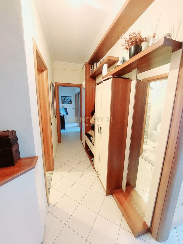 SHESIM APARTAMENT 2+1+2 NË ASTIR