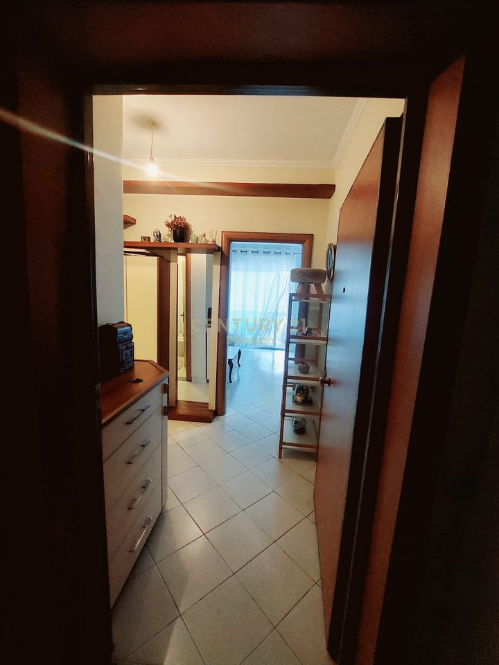 SHESIM APARTAMENT 2+1+2 NË ASTIR