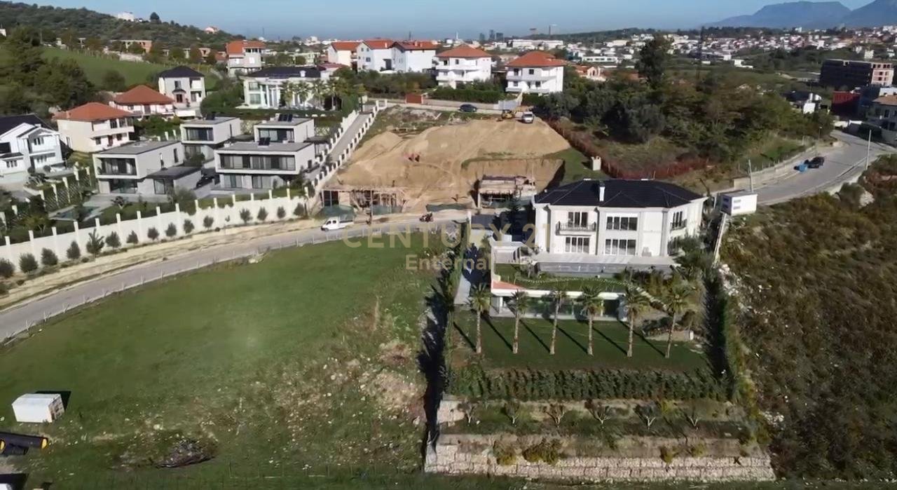 VILLA DI LUSSO IN VENDITA | MJULL-BATHORE
