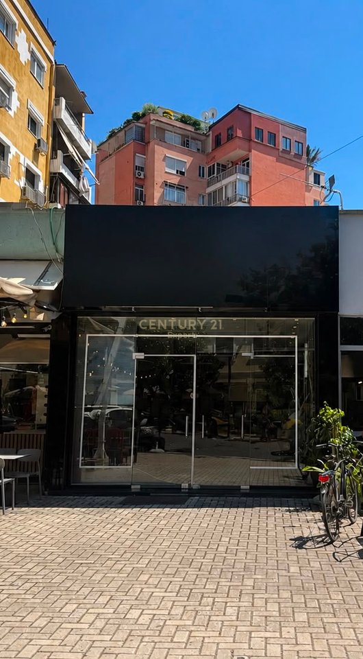 BY THE ROAD, PREMISES FOR RENT NEAR AVNI RUSTEMI SQUARE