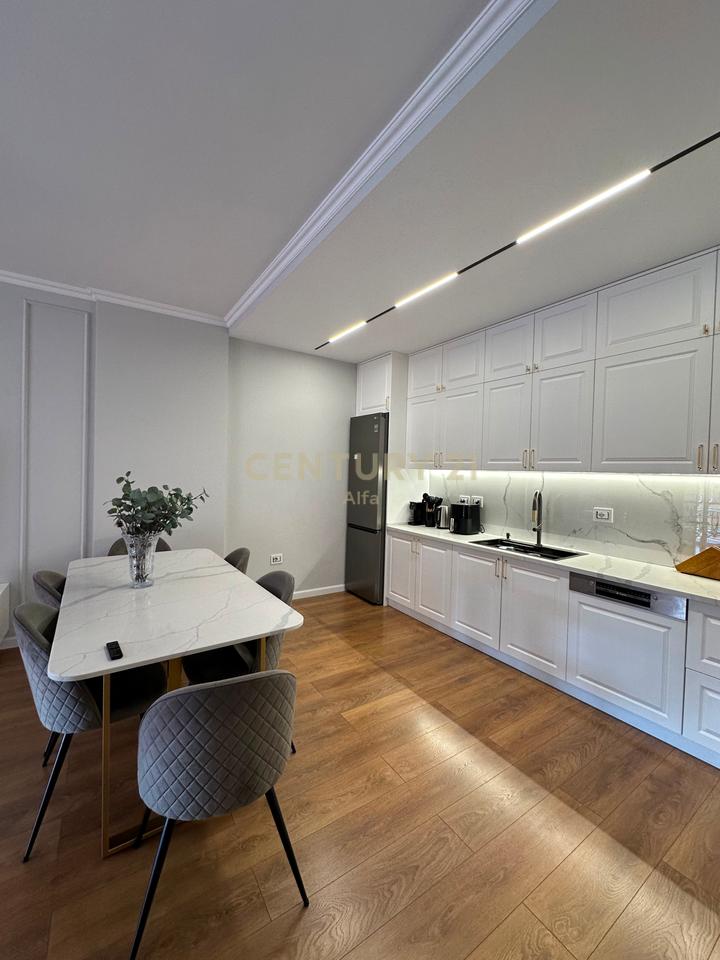 Apartament 2+1+Post Parkimi per Qira ne Don Bosko!