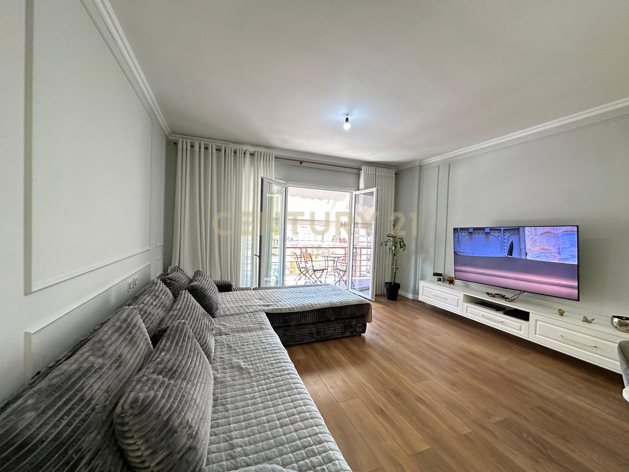 Apartament 2+1+Post Parkimi per Qira ne Don Bosko!