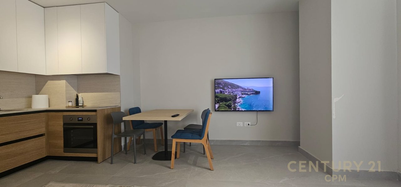 NË SHITJE APARTAMENT 1+1, VIJA E PARE, QERRET
