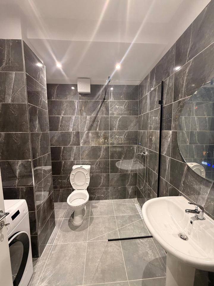 🏡 Apartament 2+1+2 +🅿️ Post Parkimi – 900 €/Muaj