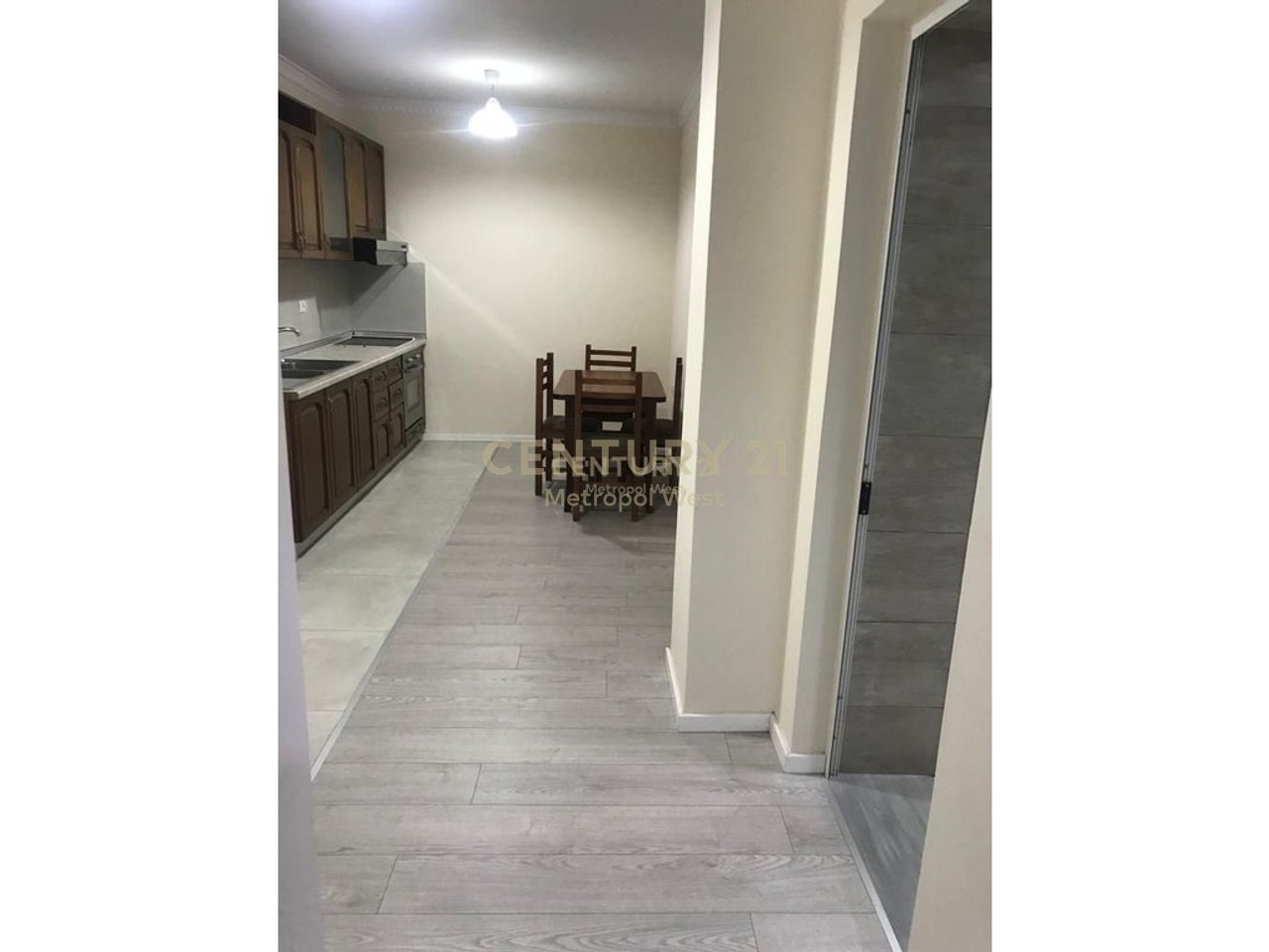 For rent 1+1 apartment and 1 parking space above the Grand complex at the Electric Market