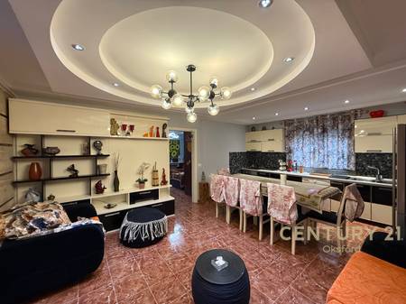 EKSKLUZIVE! OKAZION SHESIM APARTAMENT 2+1 ,BUZE RRUGES "DRITAN HOXHA",TIRANE!