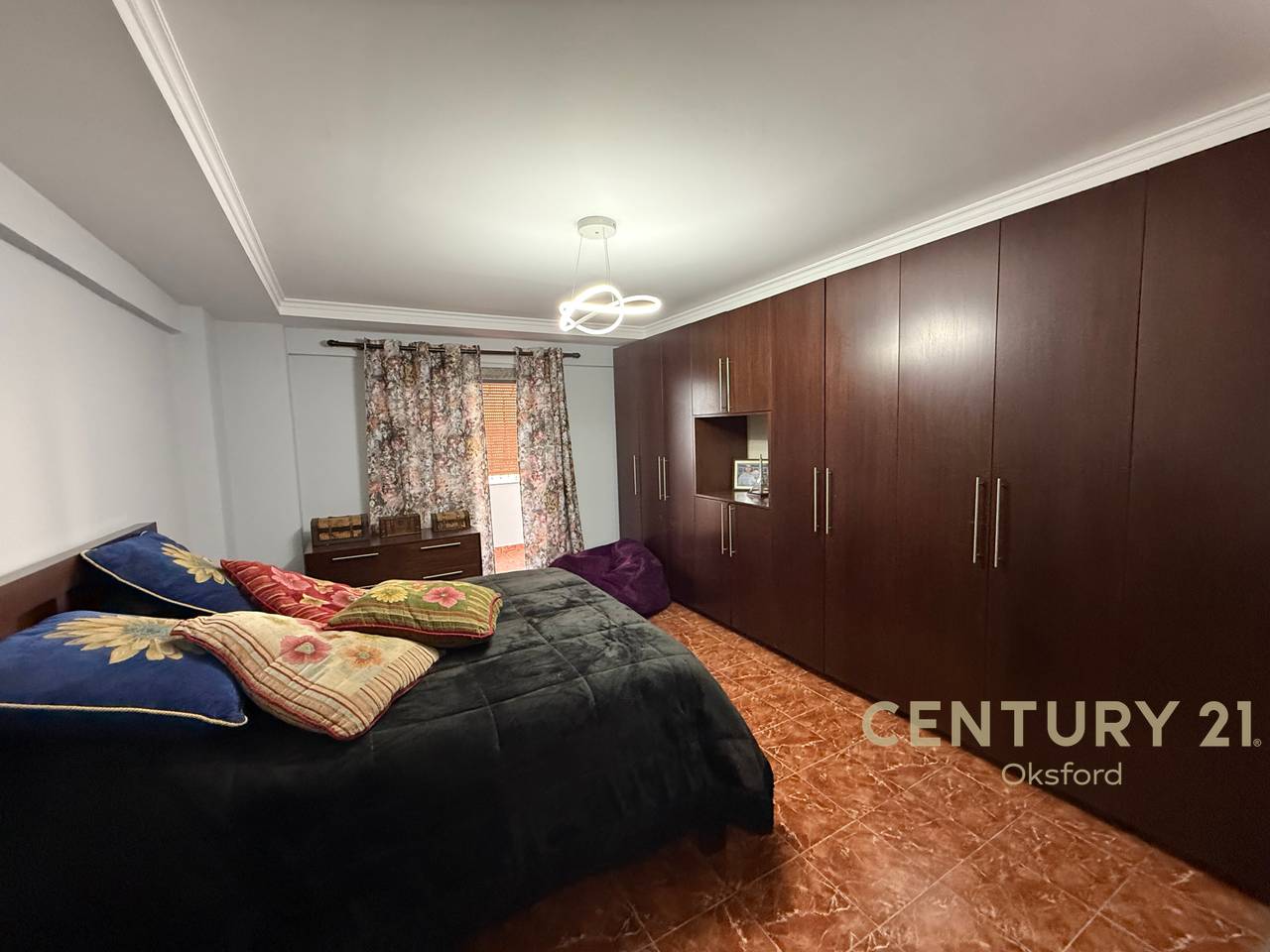 EKSKLUZIVE! OKAZION SHESIM APARTAMENT 2+1 ,BUZE RRUGES "DRITAN HOXHA",TIRANE!