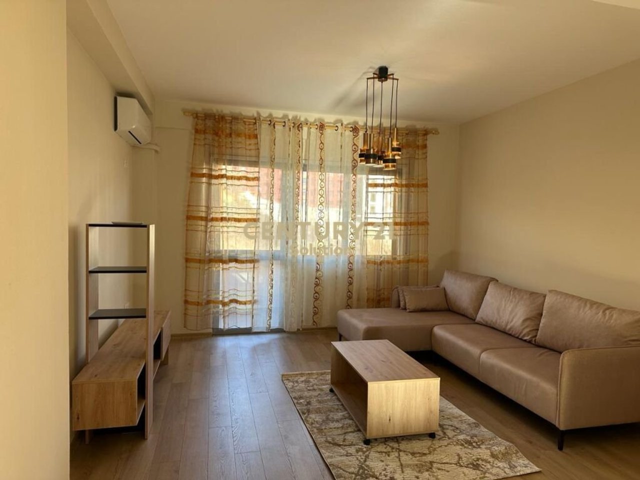 FOR RENT APARTMENT 2+1+2 TOILETS NEAR THE BOTANICAL GARDEN!