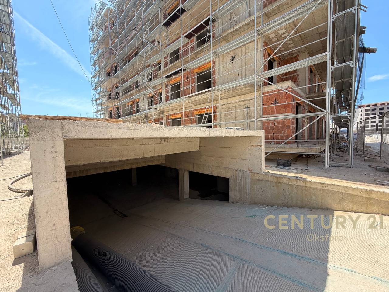 EXCLUSIVE SALE OF 2+1 APARTMENT NEAR THE SEA IN THE AREA OF MALI I ROBIT