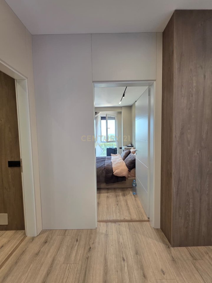 🏡 *SHITET APARTAMENT 2+1+2&amp; POST PARKIMI – ISH FUSHA E AVIACIONIT, TIRANË