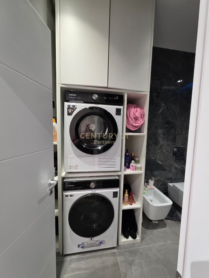 🏡 *SHITET APARTAMENT 2+1+2&amp; POST PARKIMI – ISH FUSHA E AVIACIONIT, TIRANË