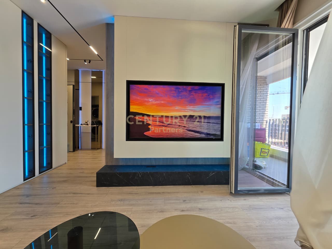🏡 *SHITET APARTAMENT 2+1+2&amp; POST PARKIMI – ISH FUSHA E AVIACIONIT, TIRANË