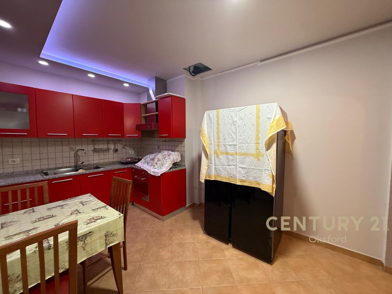 WE RENT APARTMENT 1+1, AT 21 DECEMBER BEHIND THE GERMAN HOSPITAL!
