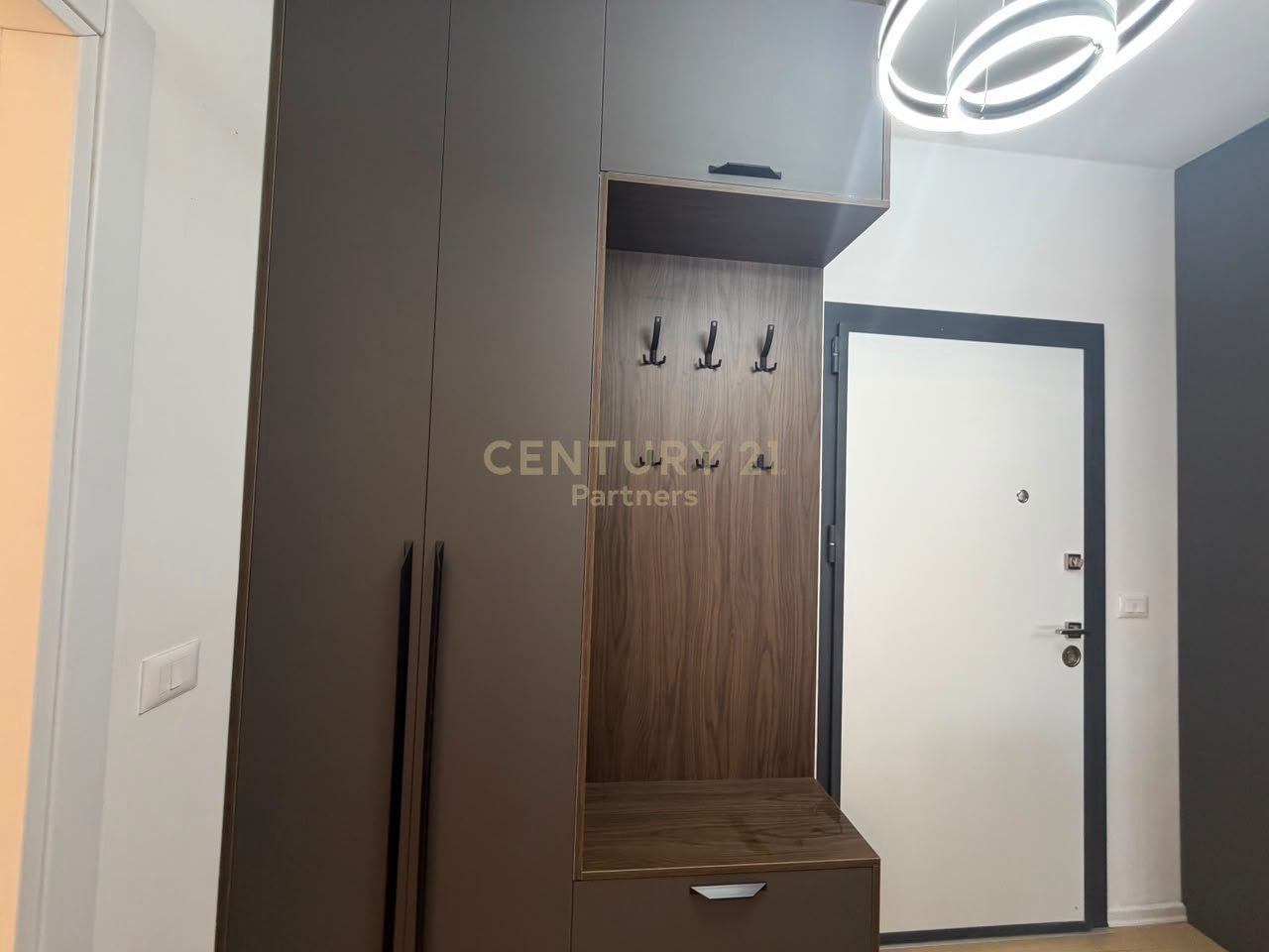 AFFITTIAMO APPARTAMENTO 1+1 IN VIA JORDAN MISJA !