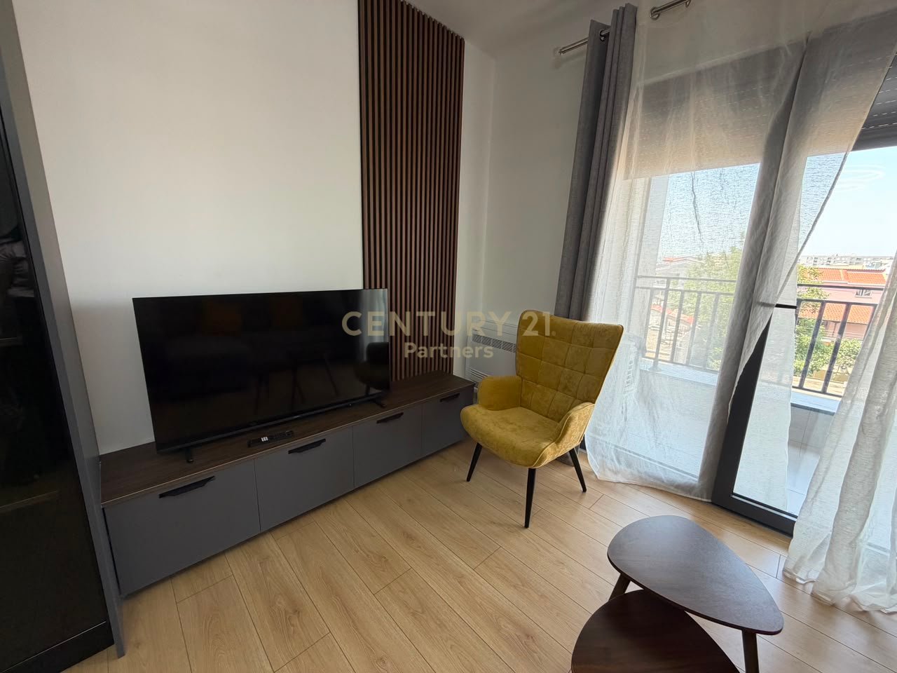 AFFITTIAMO APPARTAMENTO 1+1 IN VIA JORDAN MISJA !