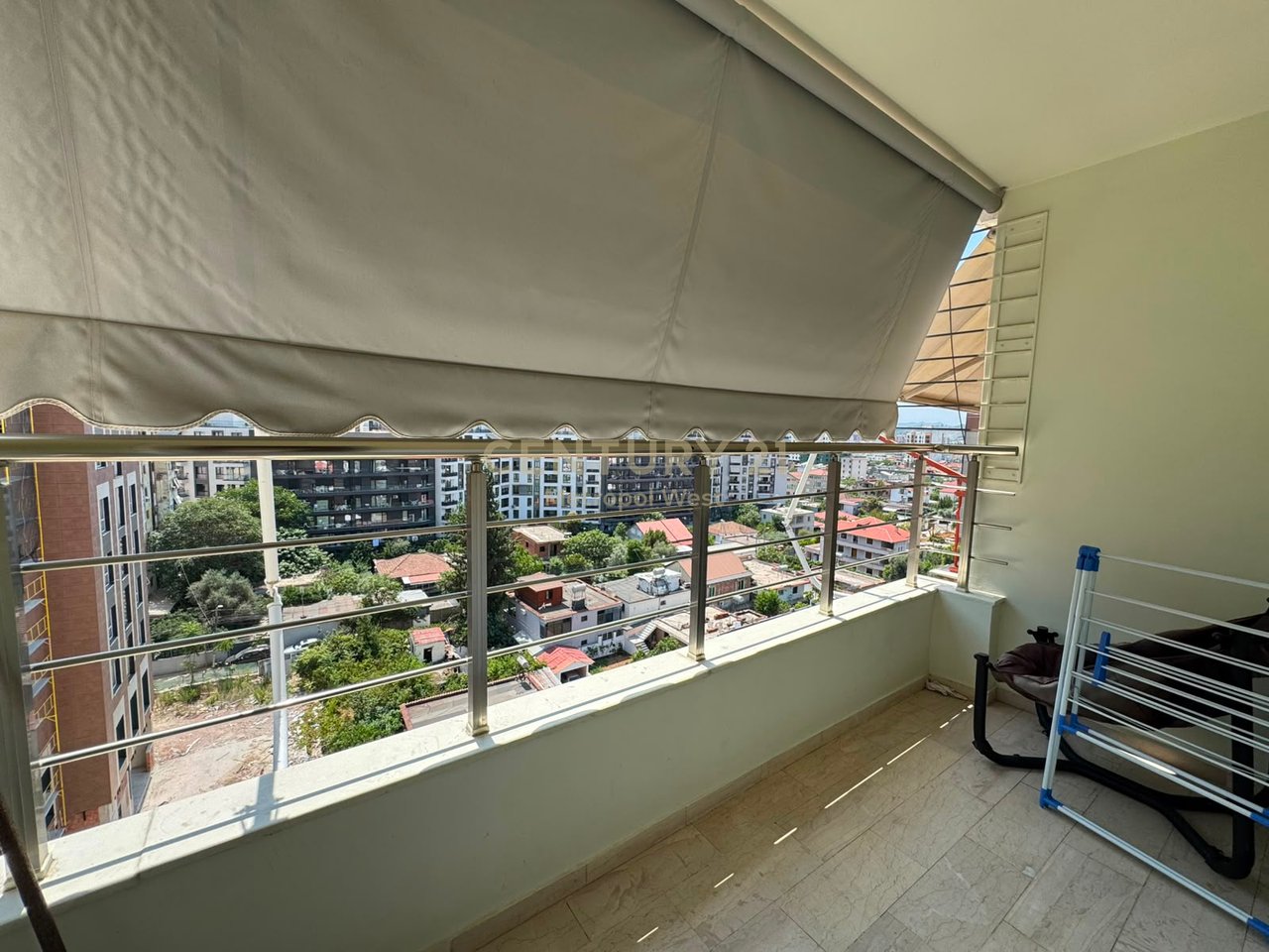 Apartment 2+1 for rent on Dritan Hoxha Street, Laprakë