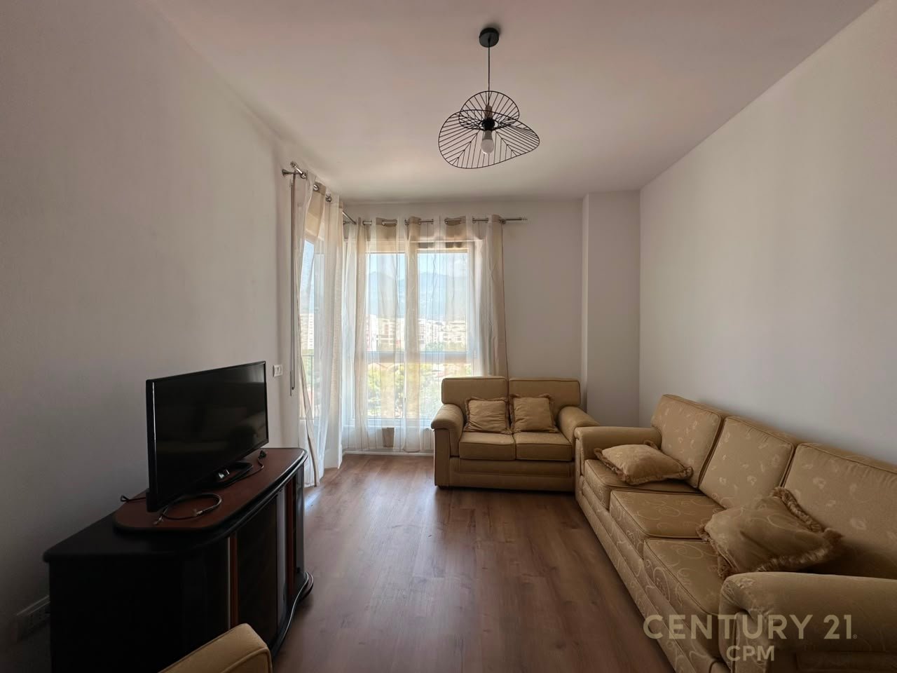 Japim Me Qira Apartament 1+1 Tek Uptown!
