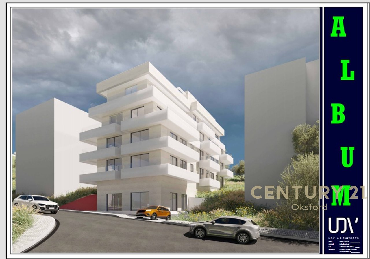 Appartamento all'ultimo piano con ampia terrazza privata in vendita a Saranda