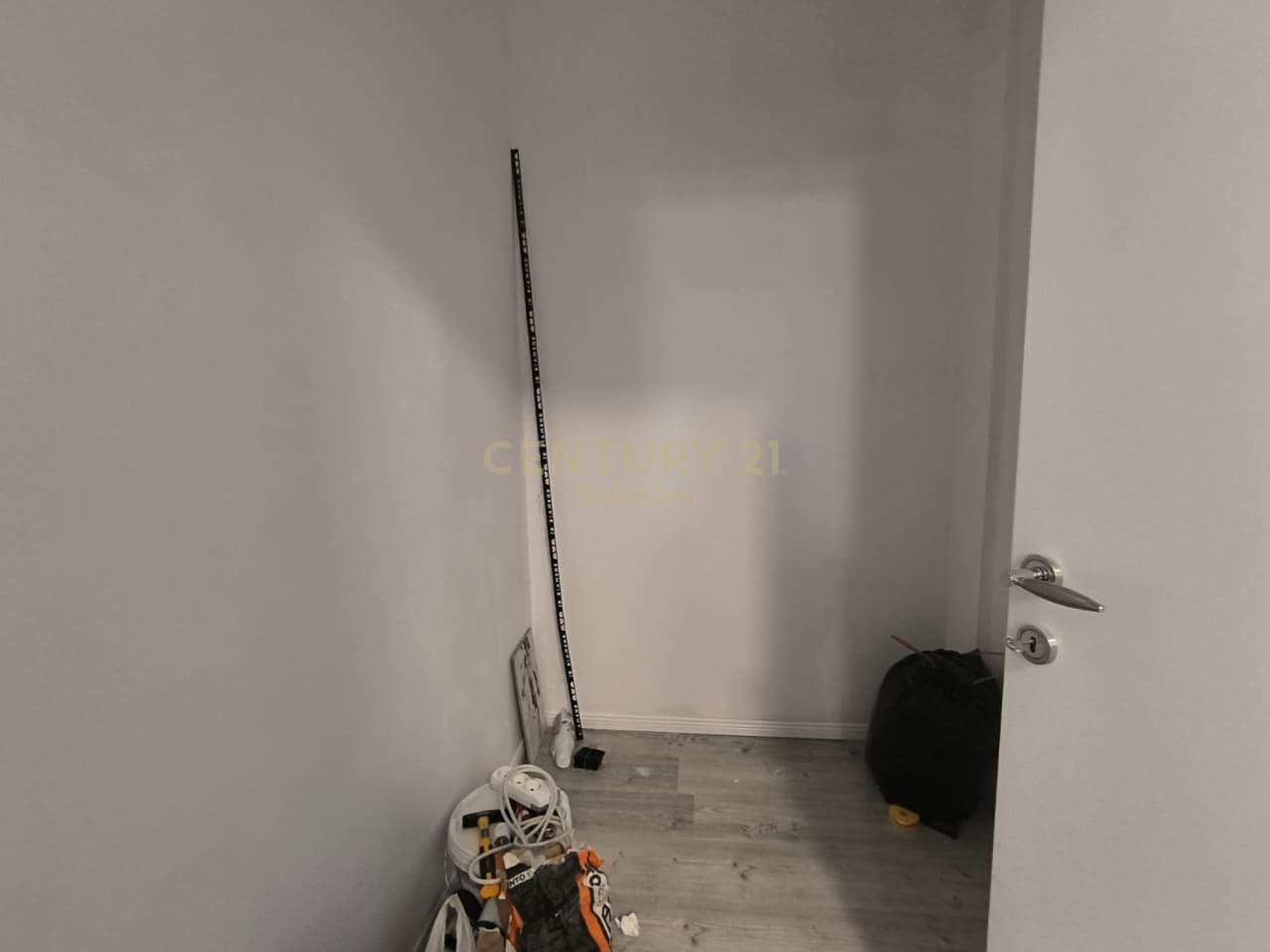 JEPET ME QIRA APARTAMENT 1+1 TEK GOLDEN PARK!