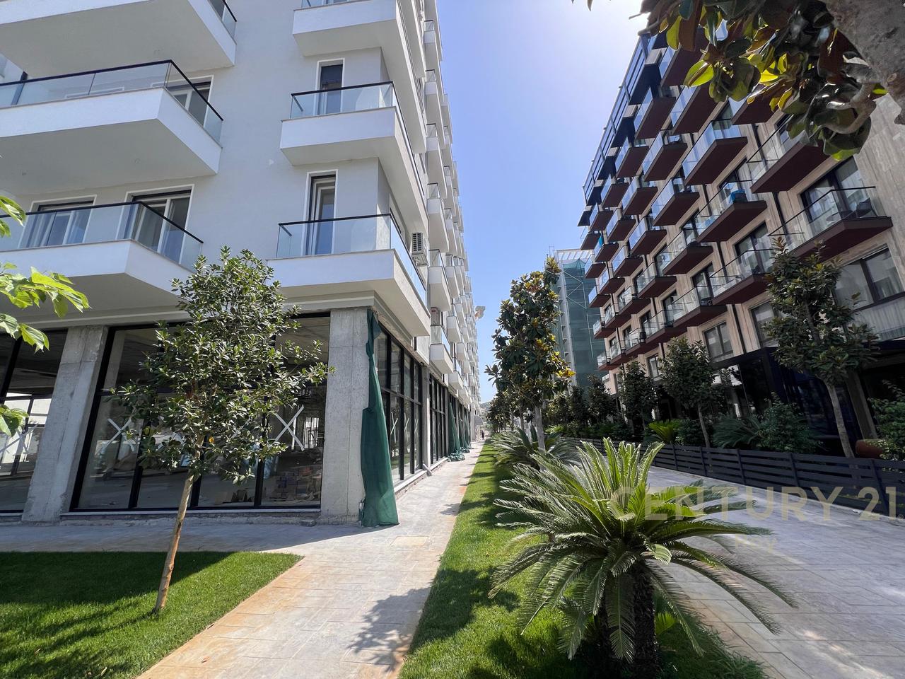 Commercial premises for sale, new construction, Golem!