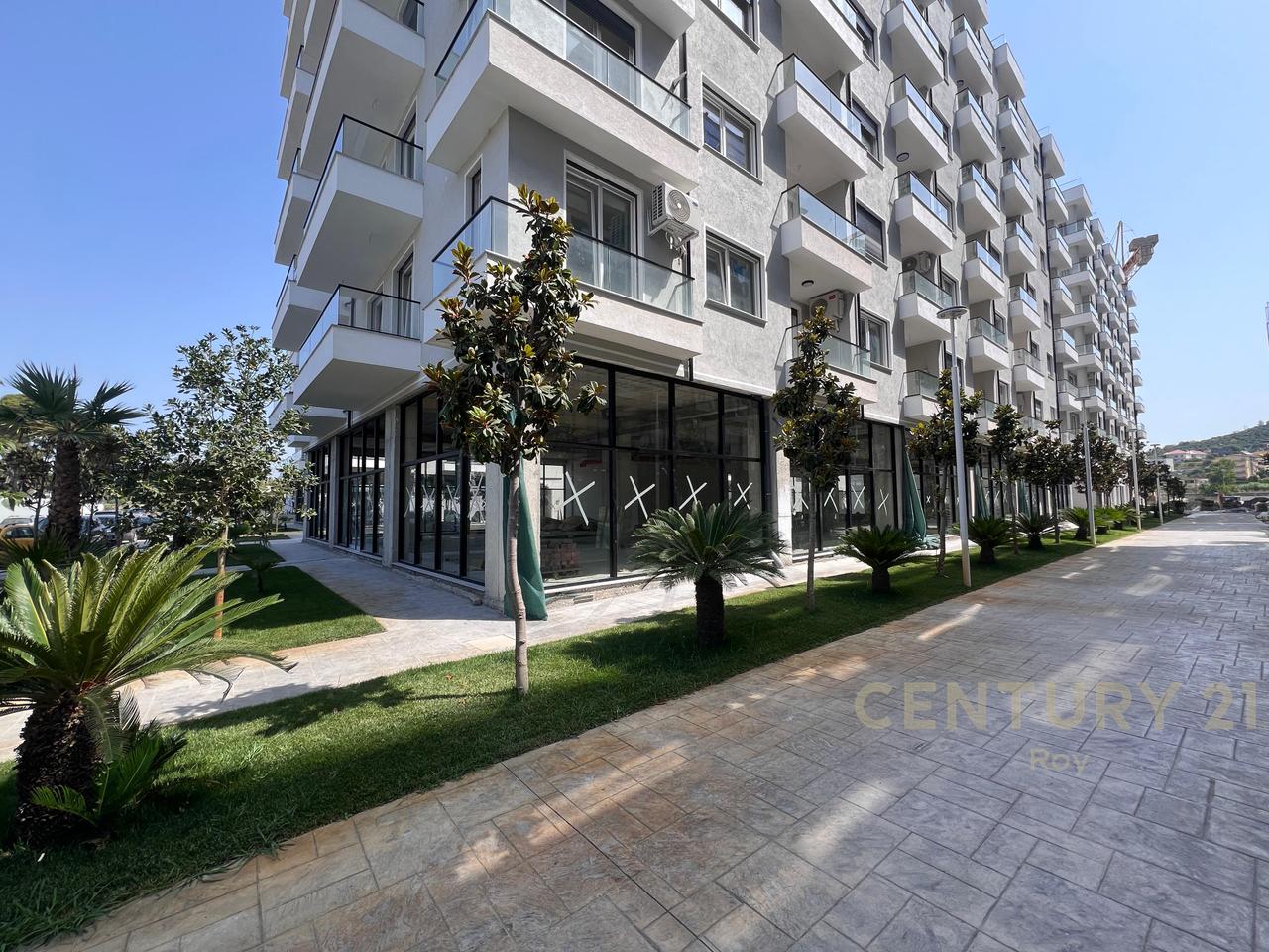 Commercial premises for sale, new construction, Golem!