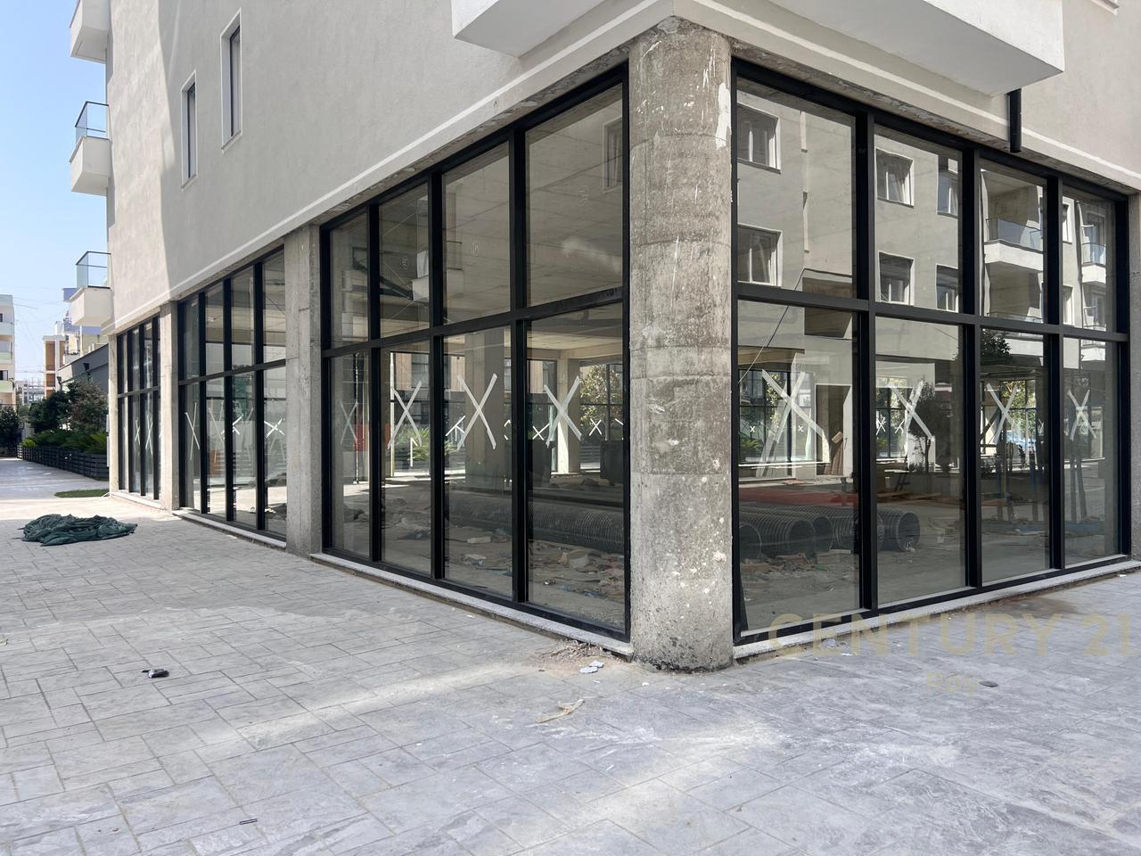 Commercial premises for sale, new construction, Golem!
