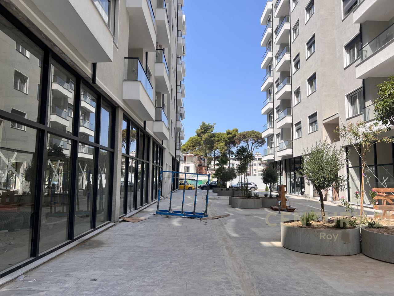 Commercial premises for sale, new construction, Golem!