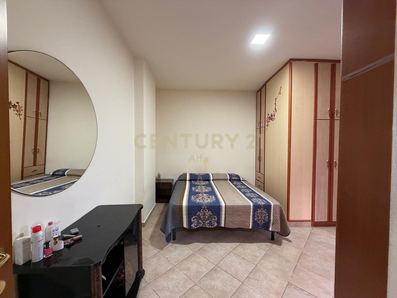 Appartamento 2+1+2 bagni in vendita vicino a Via Kosovarve!
