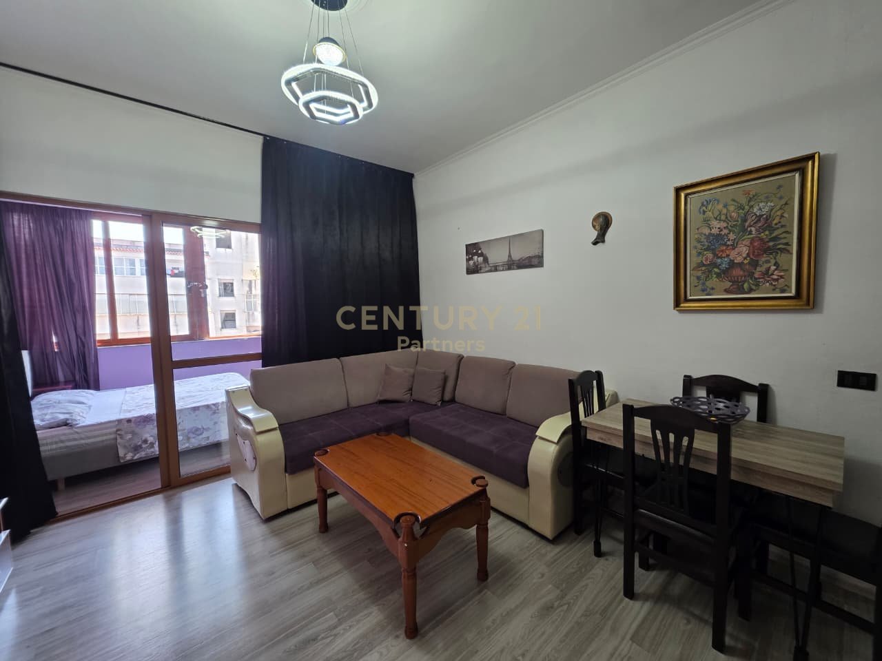 Apartament 2+1 Në Shitje në Kombinat,  - 115,000€ | 72 m²