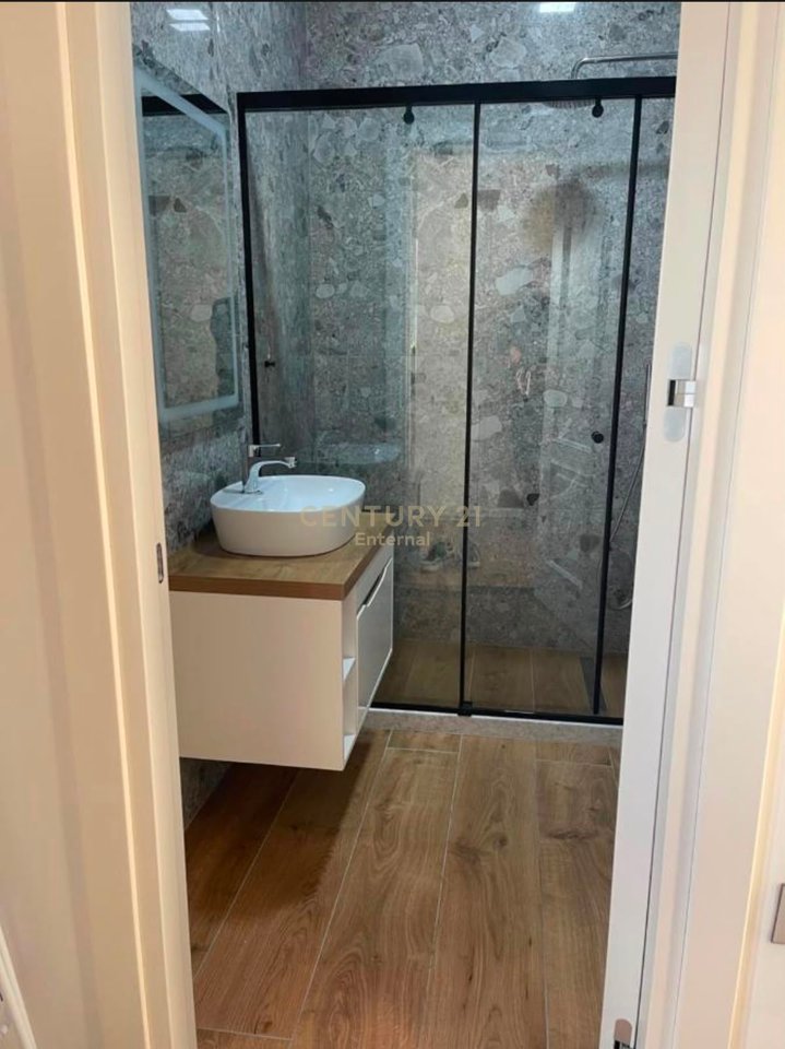 Ish Blloku - Penthouse di Lusso in Affitto 100m2 + 130m2 Veranda