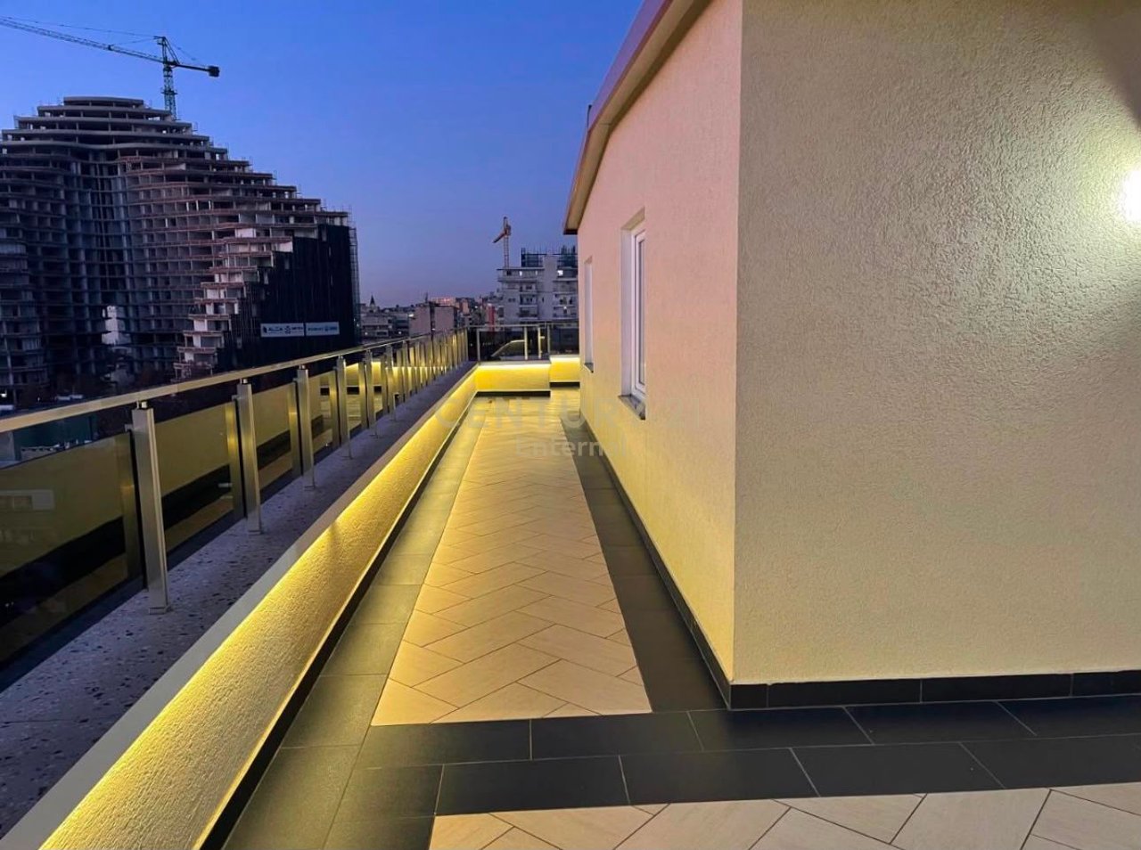 Ish Blloku - Penthouse di Lusso in Affitto 100m2 + 130m2 Veranda