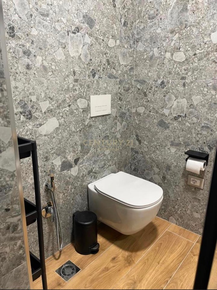 Ish Blloku - Penthouse di Lusso in Affitto 100m2 + 130m2 Veranda