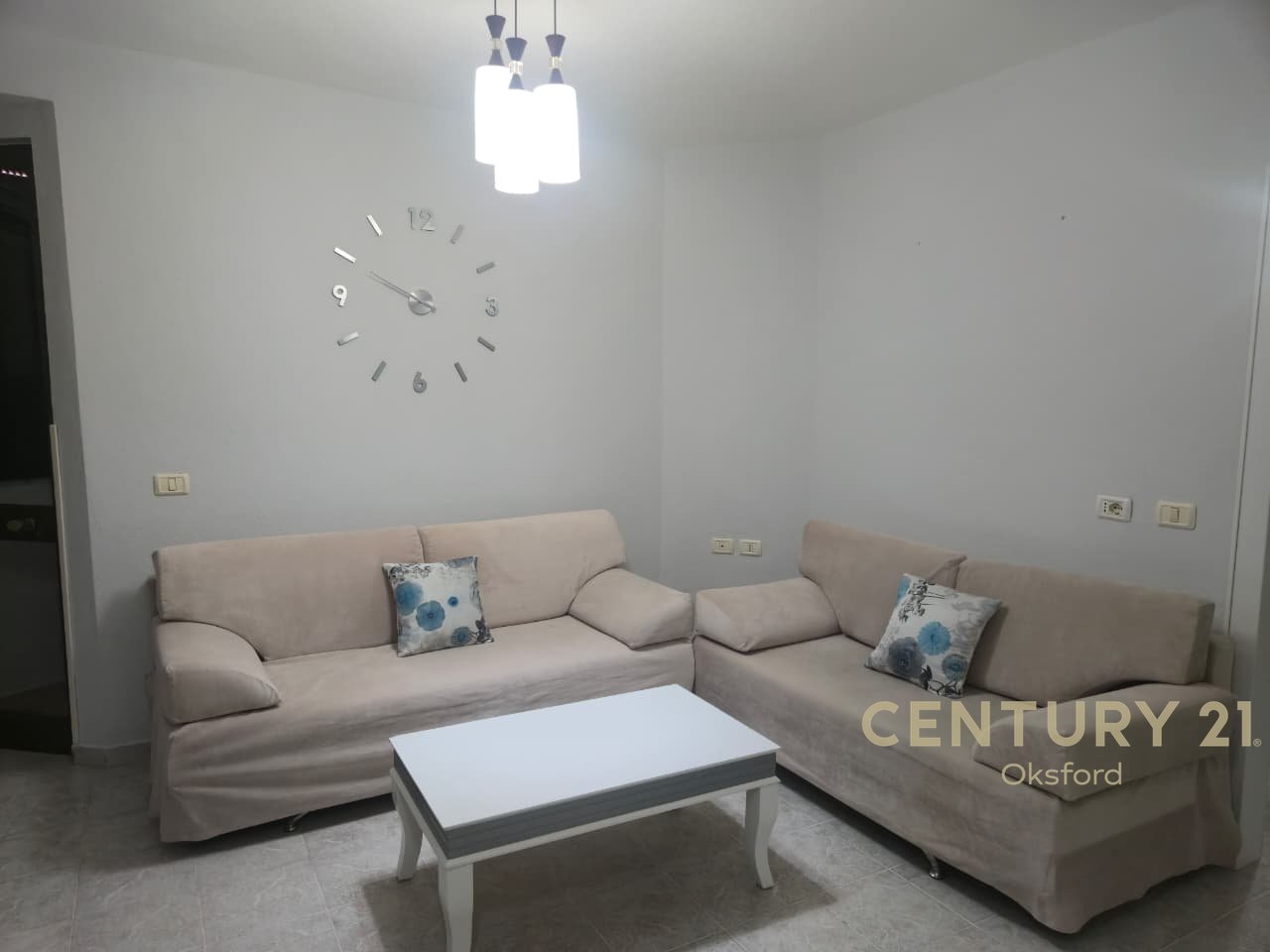 APARTAMENT 1+1 ME QIRA TEK ISH FUSHA E AVIACIONIT