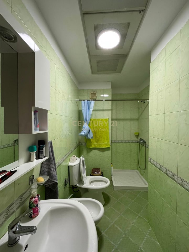 Apartament 1+1 me Qera perballe Kompleksit Delijorgji